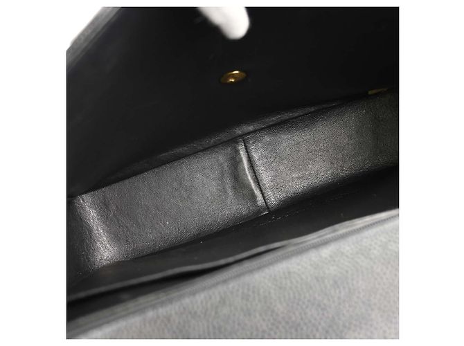 Chanel Vintage Top Handle Vertical Quilt Caviar Jumbo - vue 3