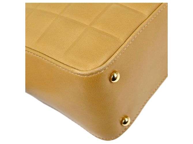 Chanel Chocolate Bar CC Quilted Leather North South - vista 6