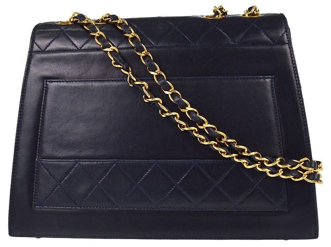 Chanel Vintage Trapezoid CC Flap Leather Medium - vista 2