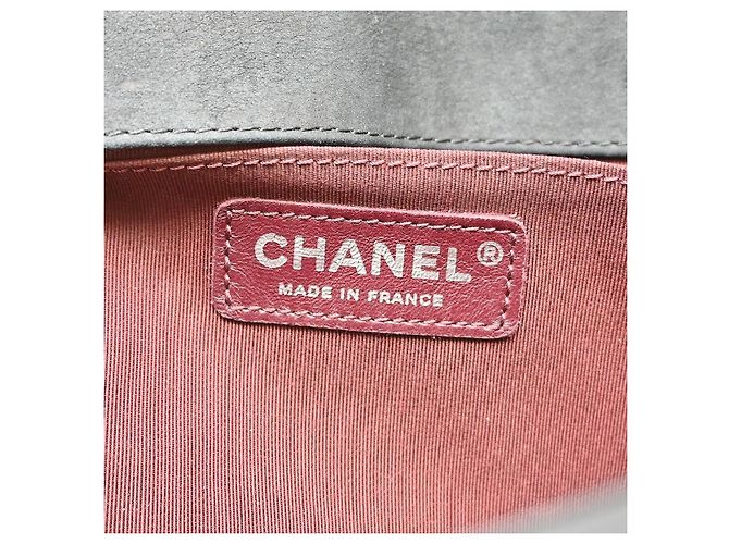 Chanel Boy Flap Chevron Lambskin New Medium - vue 4