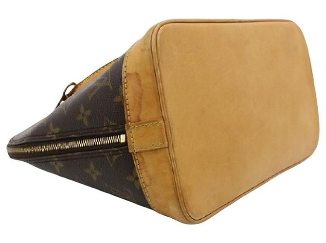Louis Vuitton Alma Monogram Canvas MM - vista 3