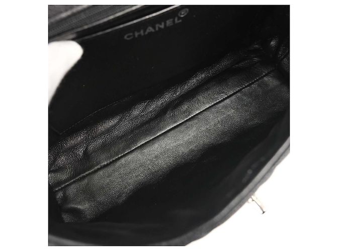 Chanel Vintage Classic Top Handle Flap Quilted Caviar Medium - vue 3