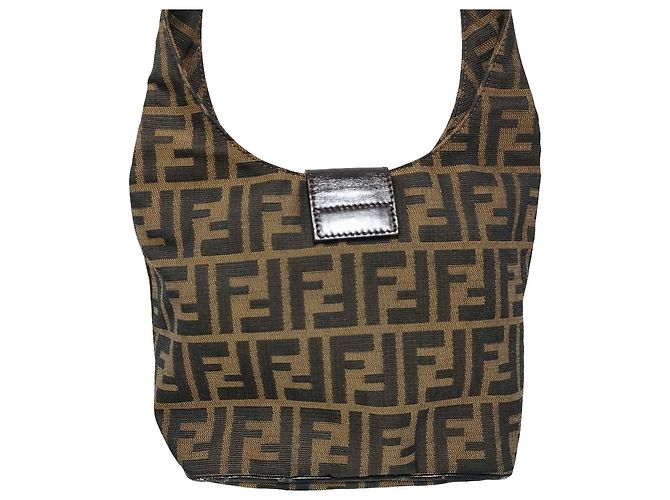 Borsa a tracolla Fendi Mamma Baguette in tela Zucca Medium - vista 2