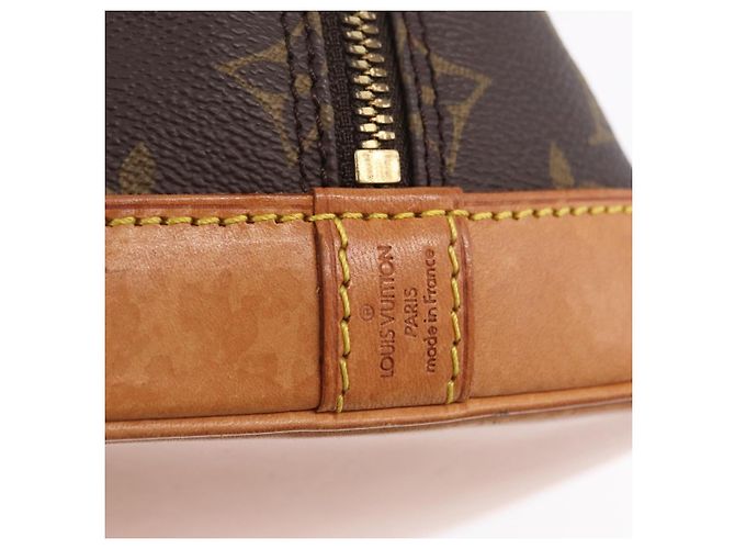 Louis Vuitton Alma Monogram Canvas PM - vue 6
