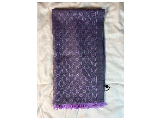 Sciarpa Gucci GG Supreme in lana viola e grigia - vista 5