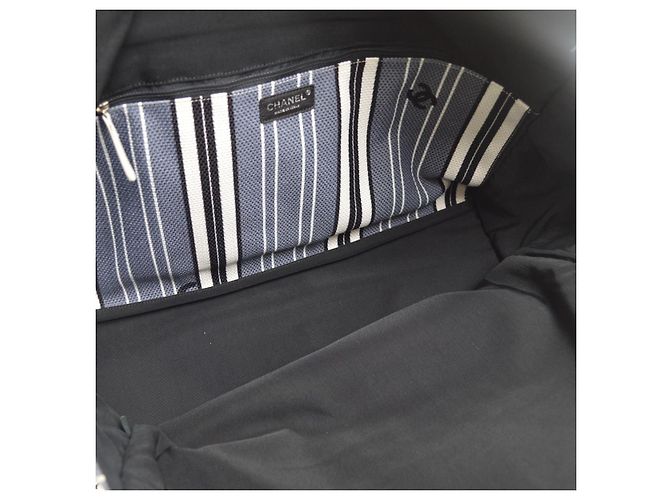 Chanel Vintage Pocket Striped Canvas Large - vista 3