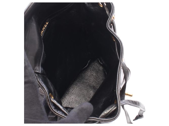 Chanel Matelassé Rucksack mit Kette und Drehverschluss - Ansicht 3