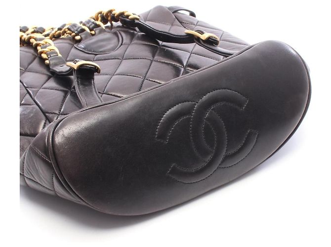 Chanel Matelassé Rucksack mit Kette und Drehverschluss - Ansicht 8