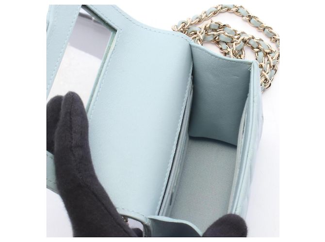 Bolsa de Ombro Chanel Mini Matelassé Chain Clutch - vista 3
