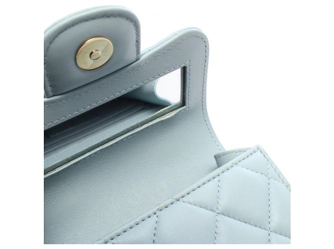 Bolsa de Ombro Chanel Mini Matelassé Chain Clutch - vista 6