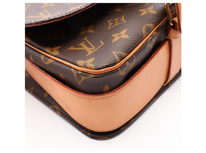 Bolsa de Ombro Louis Vuitton Cartouchiere MM - vista 8