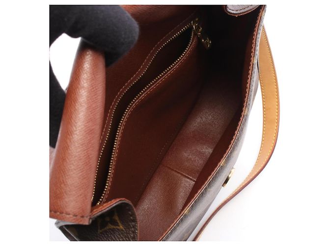 Borsa Louis Vuitton Saint Cloud GM - vista 3
