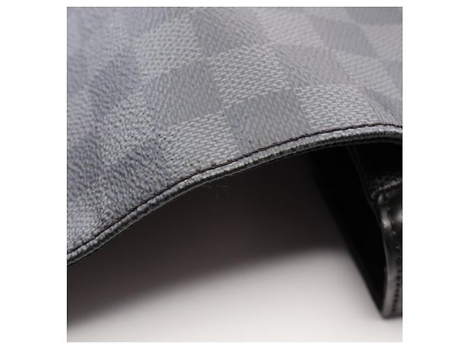Bolsa de Ombro Louis Vuitton District MM NM - vista 6