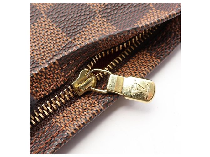 Trousse de maquillage Louis Vuitton - vue 10