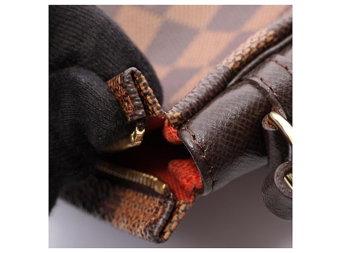 Trousse de maquillage Louis Vuitton - vue 6