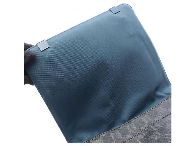 Bolsa de Ombro Louis Vuitton District PM NM - vista 6