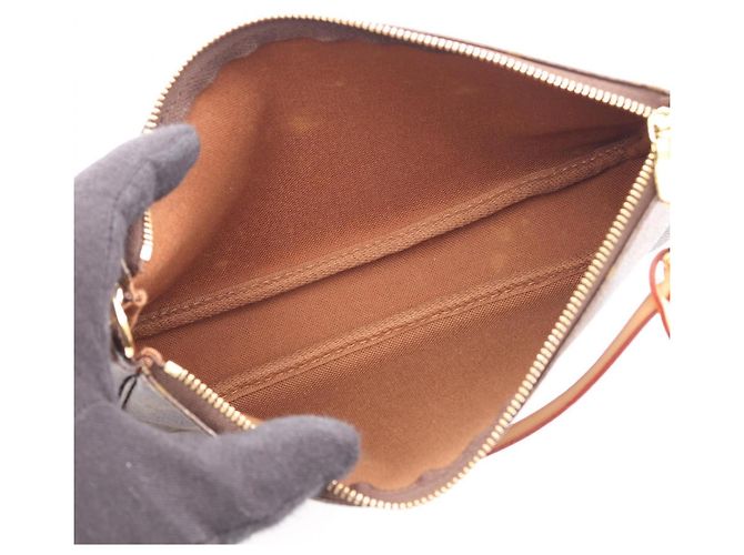 Borsa Louis Vuitton Pochette Accessoires - vista 3