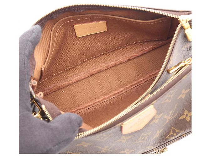 Louis Vuitton Multi Pochette Accessoires - vista 3