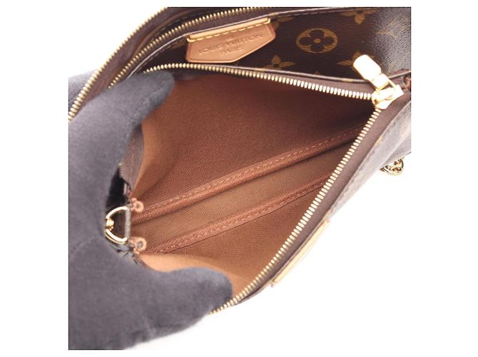 Louis Vuitton Multi Pochette Accessoires - vista 4