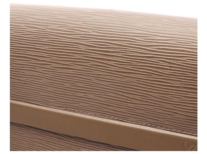 Bolsa de mão Louis Vuitton Ramatuelle em couro Epi cinza - vista 10