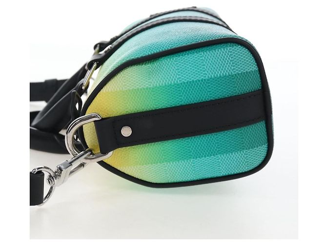 Louis Vuitton Keepall Bandouliere Limited Edition Gradient Damier Stripes XS - vista 3