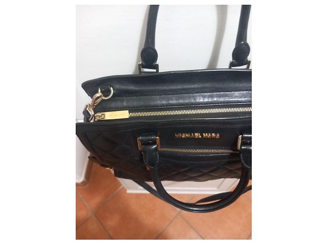 Michael Kors black quilted leather bag - view 4
