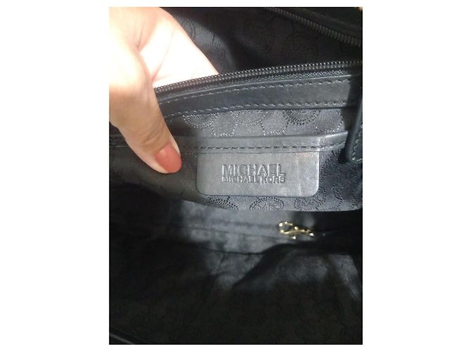 Michael Kors black quilted leather bag - view 7