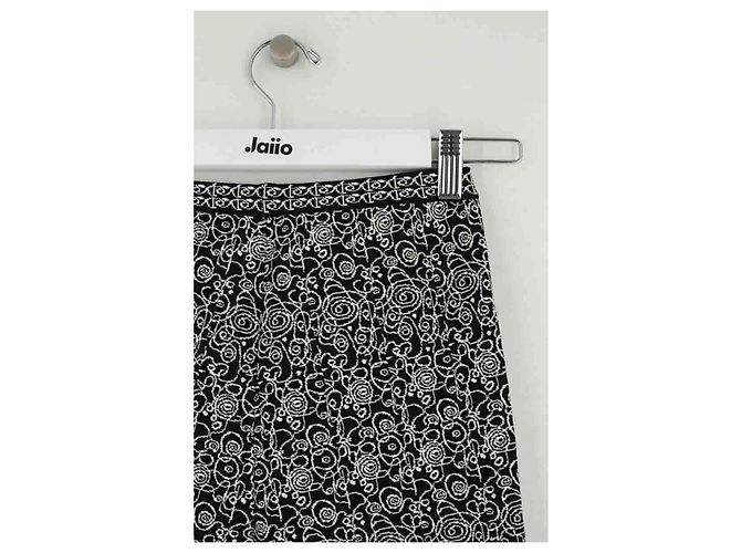 Mini shorts Alaïa in viscosa neri - vista 4