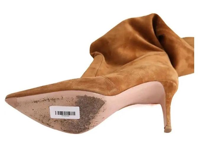Stivali Gianvito Rossi in camoscio camel - vista 6