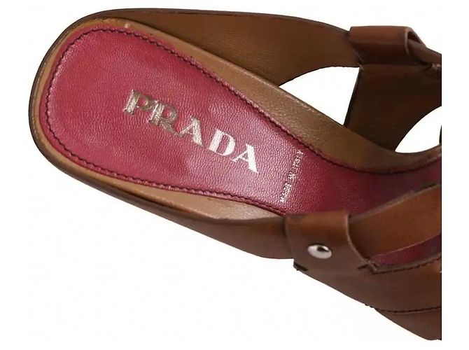 Prada Mules aus braunem Leder - Ansicht 4