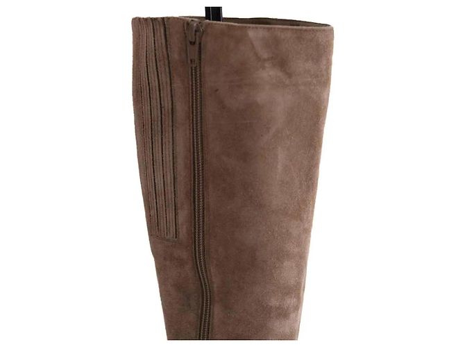 Botas Christian Louboutin de gamuza marrón - vista 4
