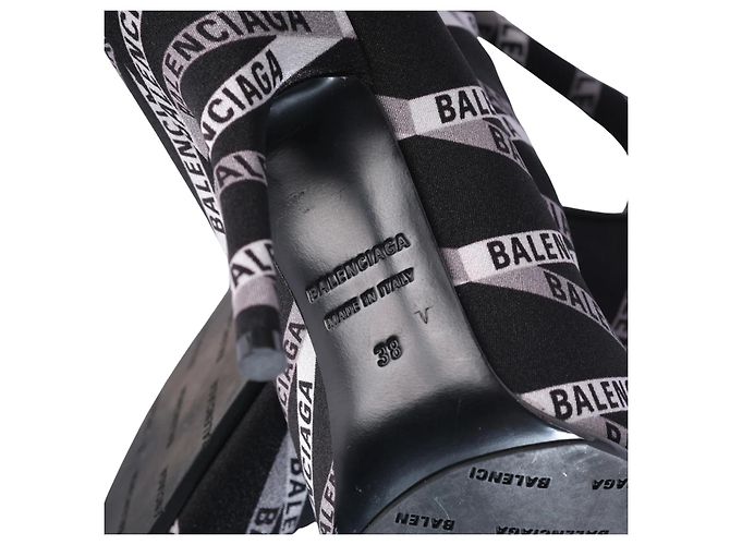 Stivaletti elastici Balenciaga Monogram Logo-Print - vista 6