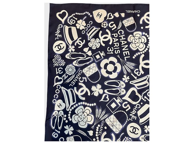 Foulard Chanel blu navy - vista 3