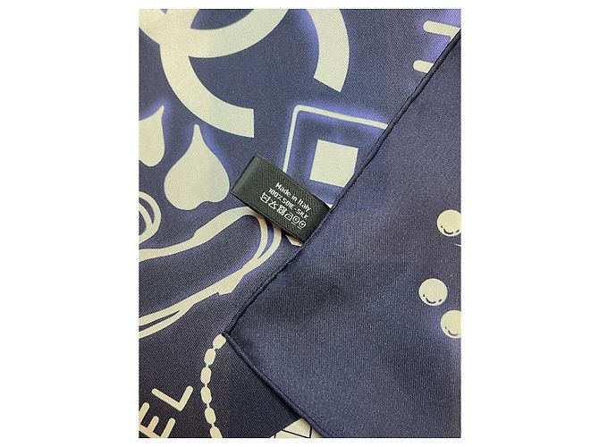 Foulard Chanel blu navy - vista 5