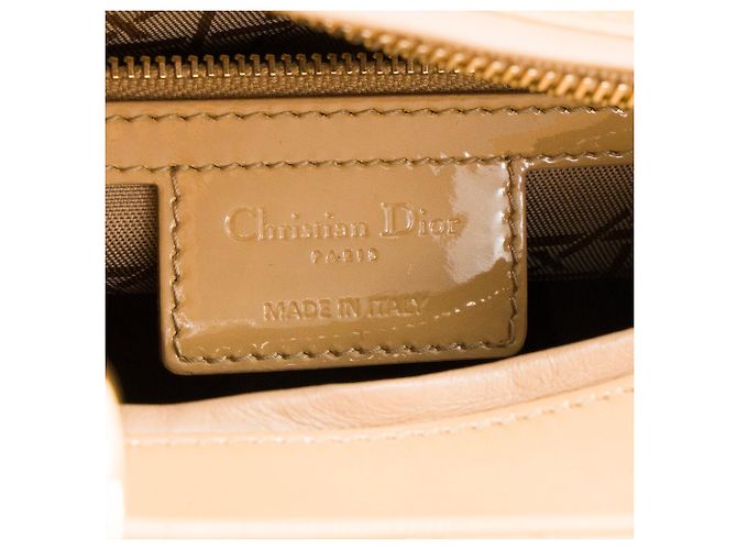 DIOR - Bolso de mano Lady Dior Medium en piel cannage charol amarillo - vista 7