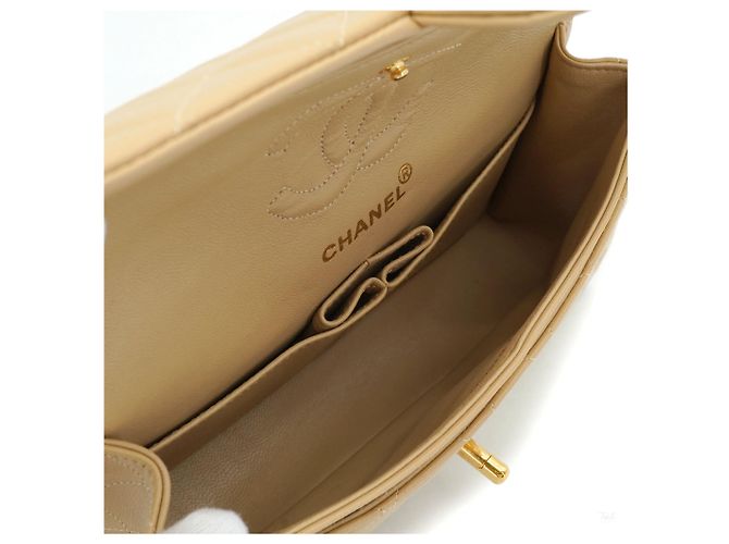 Timeless Chanel Vintage Classic Double Flap Small Schultertasche aus gestepptem Lammleder Beige - Ansicht 3