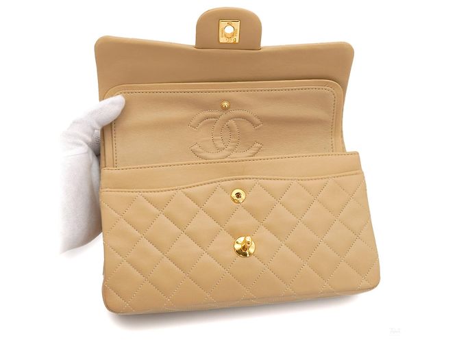 Timeless Chanel Vintage Classic Double Flap Small Schultertasche aus gestepptem Lammleder Beige - Ansicht 6