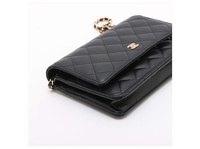 Timeless Chanel WOC em couro Caviar acolchoado com aba Crossbody Black - vista 4