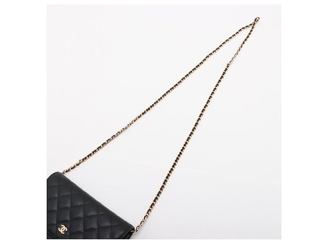 Timeless Chanel WOC em couro Caviar acolchoado com aba Crossbody Black - vista 5
