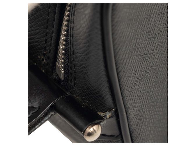Borsa a pochette Louis Vuitton Taiga Pochette Kaluga Nera - vista 7