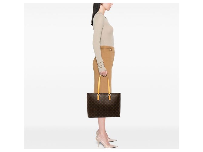 Sac Tote Louis Vuitton Monogram Luco Marron - vue 8