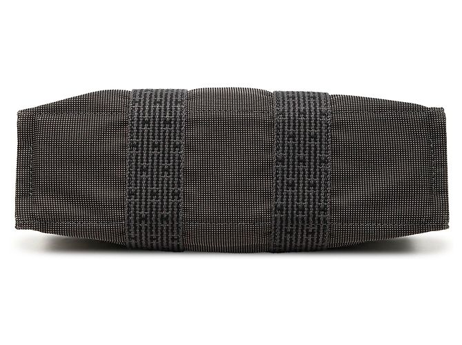 Bolso Tote Hermès Herline PM de lona gris - vista 3