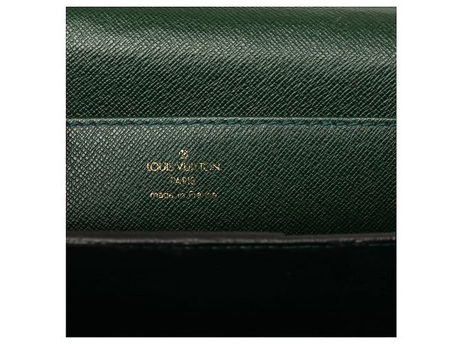 Borsa da lavoro Louis Vuitton Taiga Moskova Briefcase Verde - vista 5