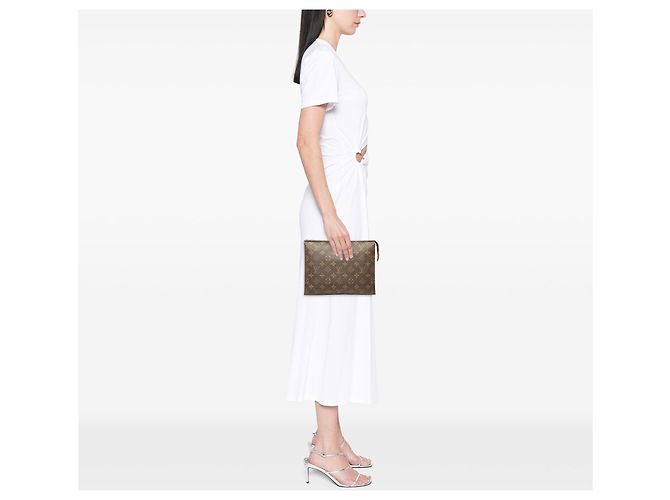 Neceser Louis Vuitton Monogram marrón 26 Clutch Bag - vista 6