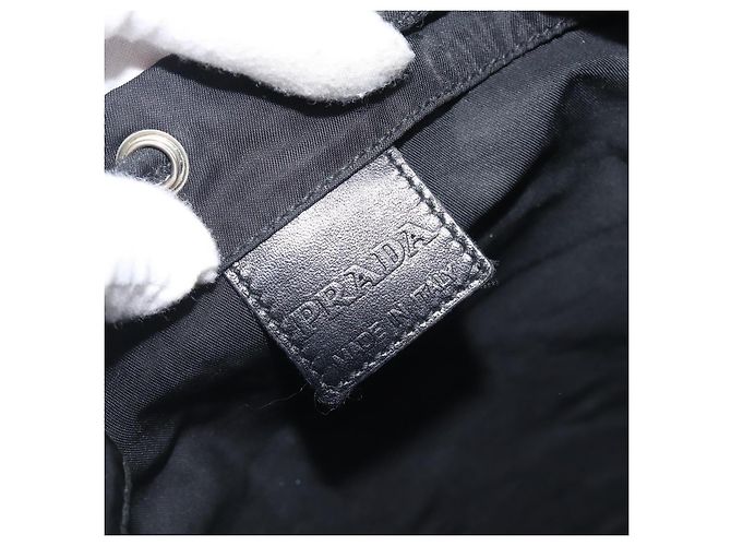 Wristlet Bucket Prada Vela com cordão em Tessuto Small - vista 6
