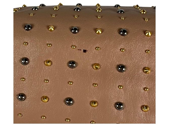 Borsa borchiata Miu Miu in Pink Beige - vista 16