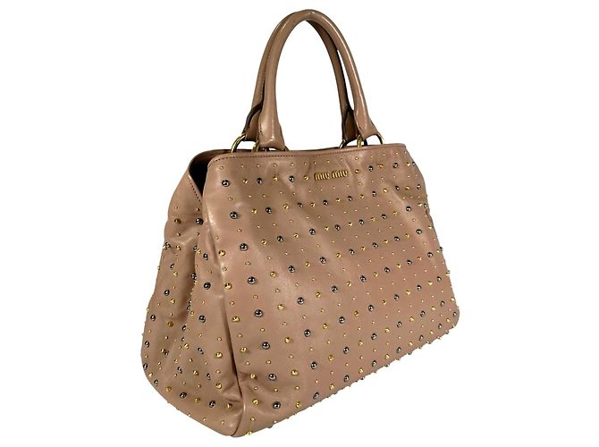 Borsa borchiata Miu Miu in Pink Beige - vista 2