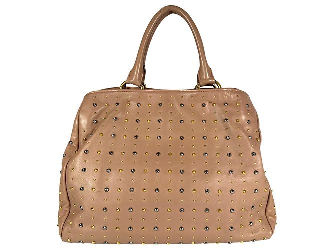 Borsa borchiata Miu Miu in Pink Beige - vista 3