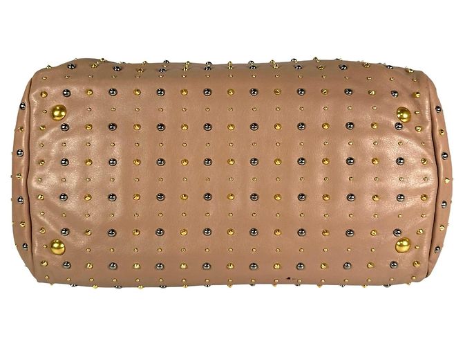 Borsa borchiata Miu Miu in Pink Beige - vista 4