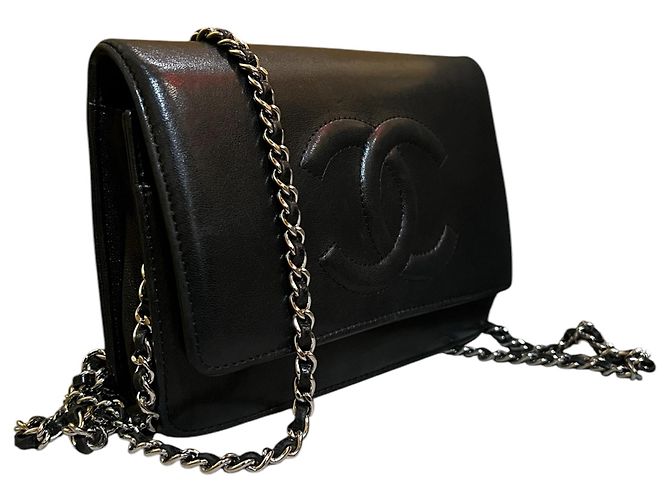 2010 Chanel CC Calfskin Wallet on Chain - vista 2